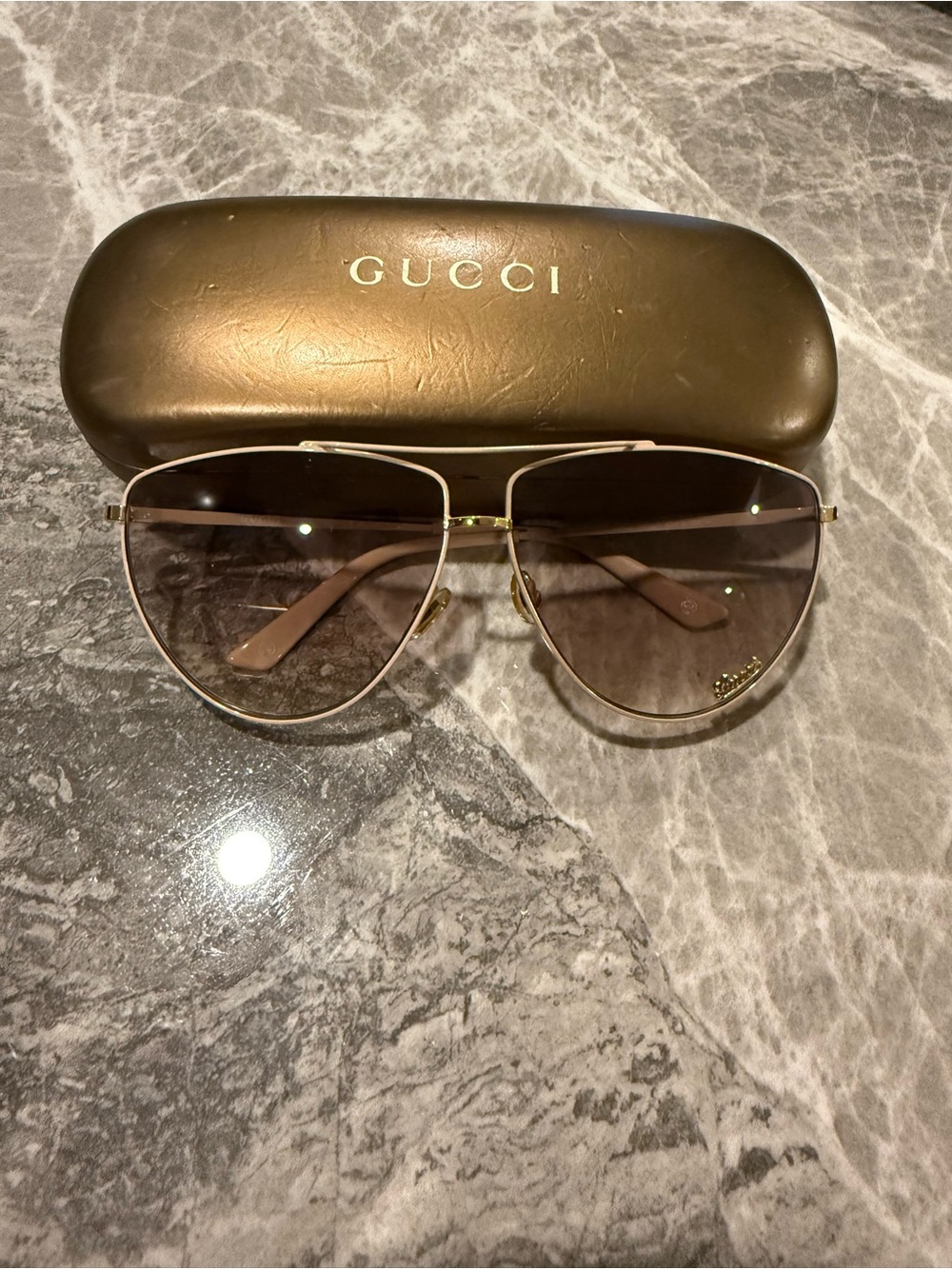 GUCCI - Authentic Oval Frame Aviator Sunglasses 2909/S
